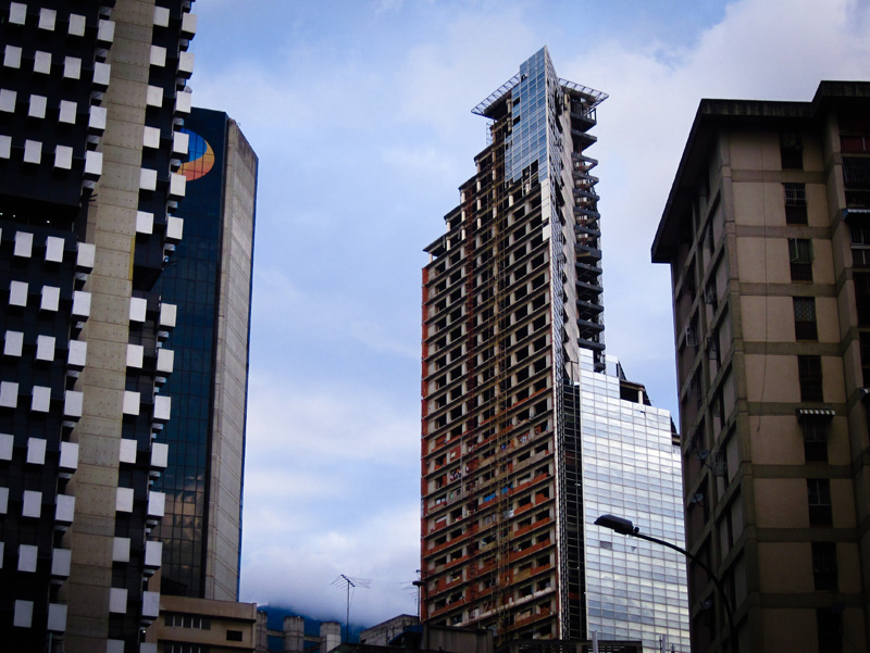 Torre Confinanzas
