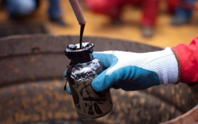 petroleo_reuters_peq