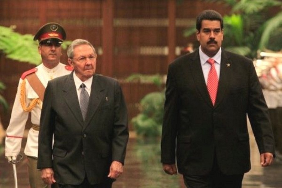 Nicolás-Maduro-y-Raul-Castro_0