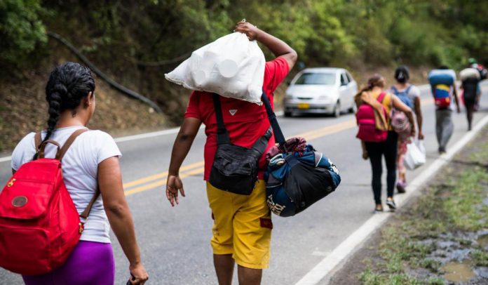 2 Apagones están impulsando una nueva ola migratoria venezolana